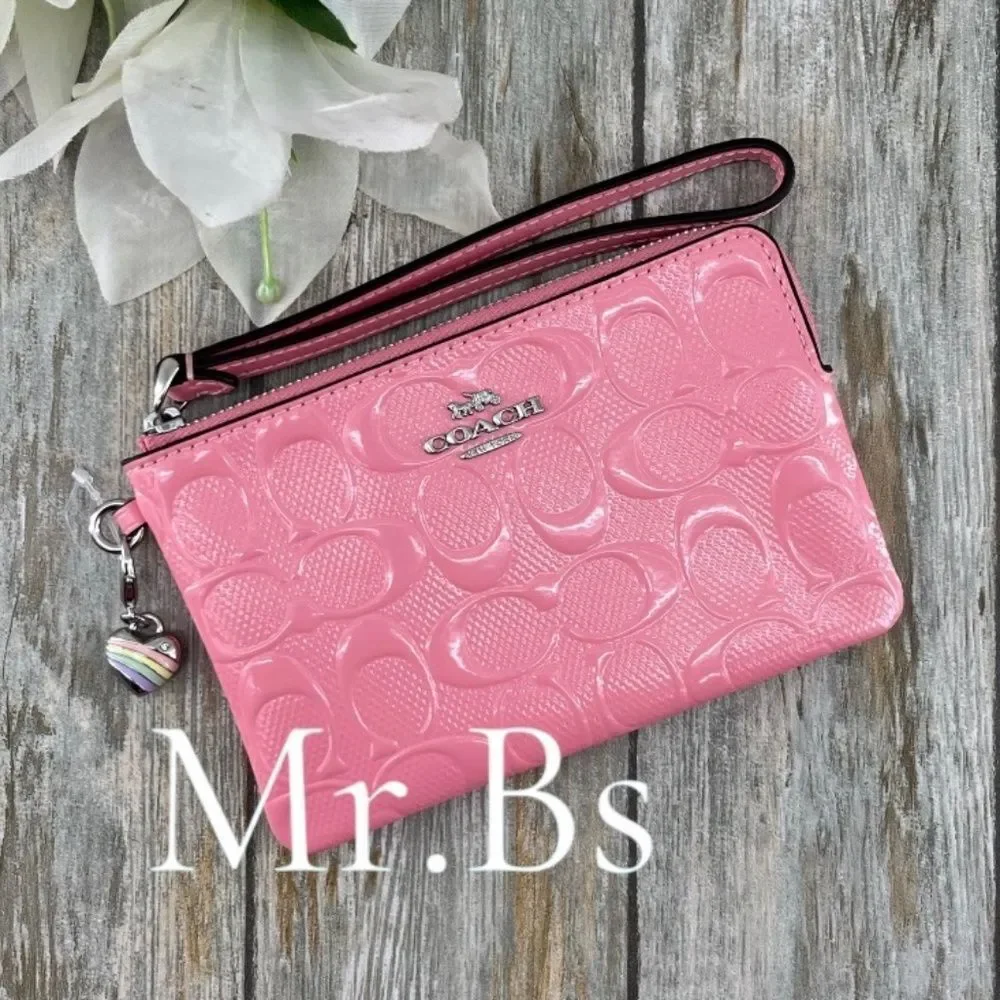 Coach Corner Zip Wristlet In Pink Signature Leather  With Heart Charm Wallet